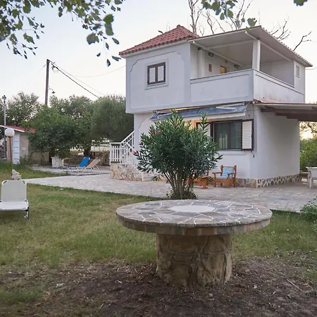 Rania / Zante Drosia بيت للعطل